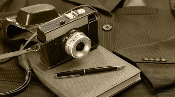 Imagem de câmara e bloco de jornalismo