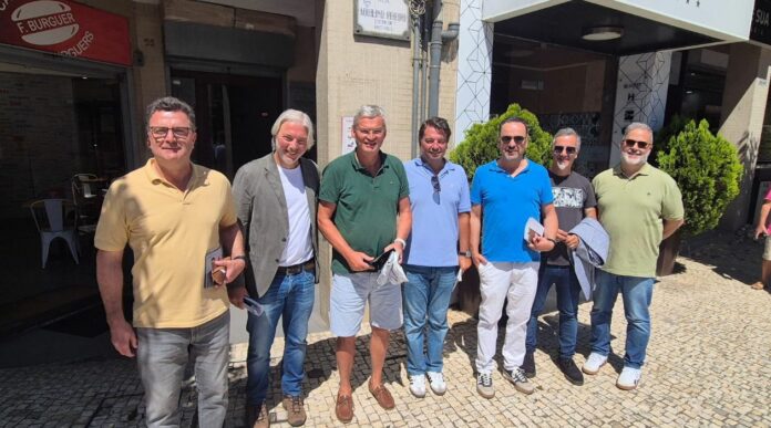 PENSANDO NA POLÍTICA VAREIRA