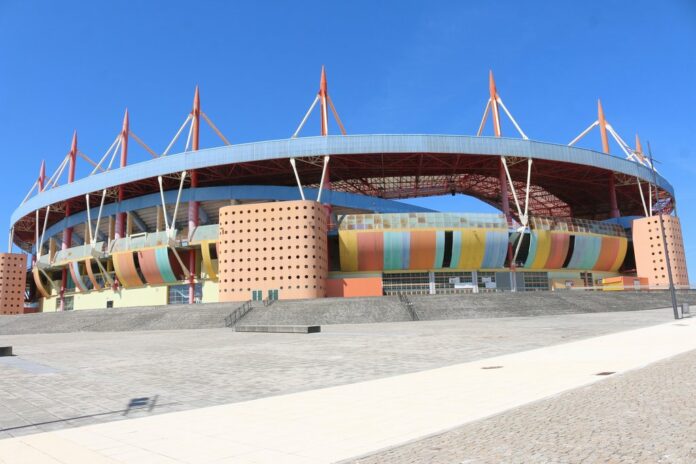 Adjudicação da 'Reabilitação e Reforço Estrutural da Cobertura do Estádio Municipal de Aveiro - Fase 1'
