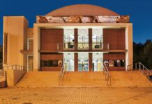 Comédia “Filhas da Mãe” sobe ao palco do Cineteatro Anadia Comédia “Filhas da Mãe” sobe ao palco do Cineteatro Anadia